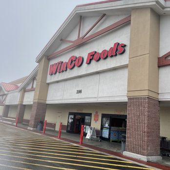 WinCo Foods - Grocery Near Me - Clovis, California