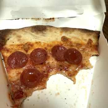 Joe's Pizza - Pepperoni Pizza - Pizza Near Me - Santa Monica, California Joe's Pizza - Pepperoni Pizza - Pizza Near Me - Santa Monica, California