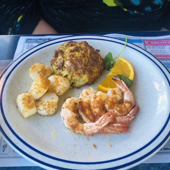Silver Moon Diner - Seafood platter - Diners Near Me - Middle River, Maryland