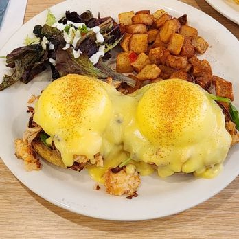 Aloha Kitchen - Breakfast & Brunch Near Me - Honolulu, Hawaii