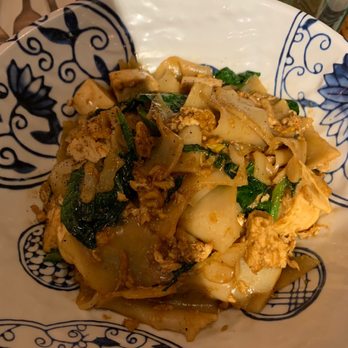 Klong - Pad See Euw - Thai Near Me - New York, New York Klong - Pad See Euw - Thai Near Me - New York, New York