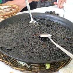 L'Ancora - LE arroz negro ! Non, ce n'est pas du goudron en fusion, c'est juste monstrueusement bon