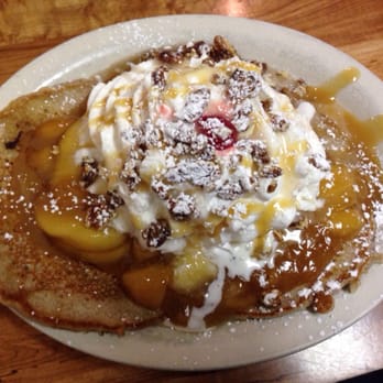 DeLuca's Diner - Apple cinnamon bun pancake sundae - Breakfast & Brunch Near Me - Pittsburgh, Pennsylvania