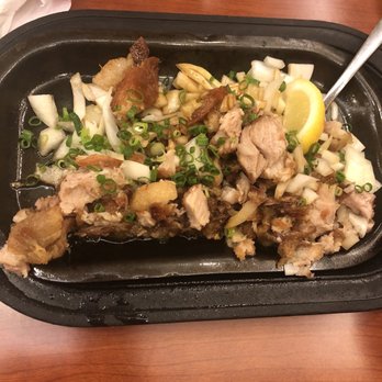 Max's Restaurant - Dillingham - Filipino Near Me - Honolulu, Hawaii