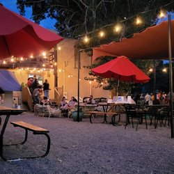 550 Brewing Taproom - Patio space