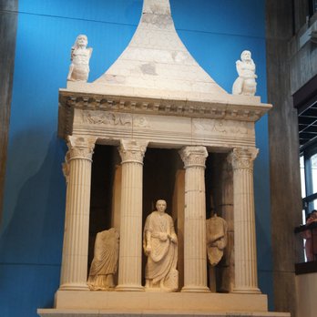 Römisch-Germanisches Museum - Museums Near Me - Cologne, NW Römisch-Germanisches Museum - Museums Near Me - Cologne, NW