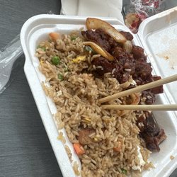 Bistro Thai - Spicy chicken and rice