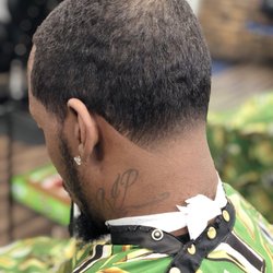 Who’s Next? Barbershop - Fresh taper