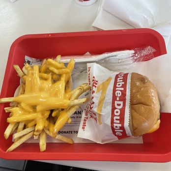 In-N-Out Burger - Burgers Near Me - Alameda, California In-N-Out Burger - Burgers Near Me - Alameda, California