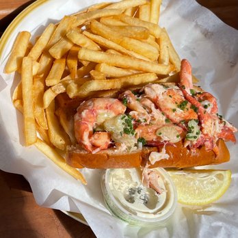 MARKET Seafood Eatery - LOBSTER ROLL - Seafood Near Me - Edmonds, Washington MARKET Seafood Eatery - LOBSTER ROLL - Seafood Near Me - Edmonds, Washington