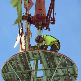 Timber Mountain Construction - Lifting windmills to go find their new home after living in our town for so many years. - Crane Services Near Me Timber Mountain Construction - Lifting windmills to go find their new home after living in our town for so many years. - Crane Services Near Me