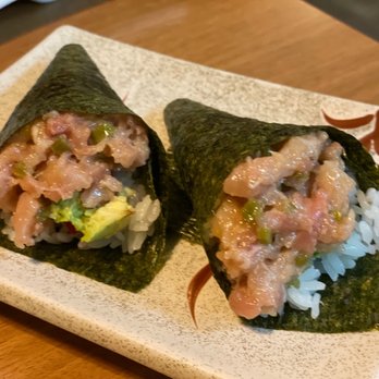 Mioki Sushi - Toro Hand Roll - Sushi Bars Near Me - Fremont, California