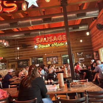 Hutchins BBQ - Inside - Barbeque Near Me - McKinney, Texas