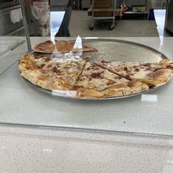 Enzo’s Pizza - Pizza Near Me - Prior Lake, Minnesota Enzo’s Pizza - Pizza Near Me - Prior Lake, Minnesota