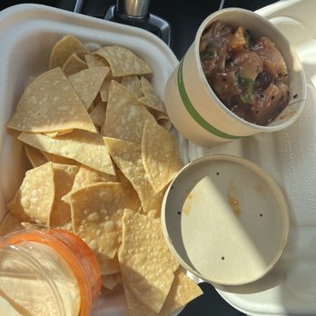 Hook Fish - Poke + chips - Seafood Near Me - San Francisco, California