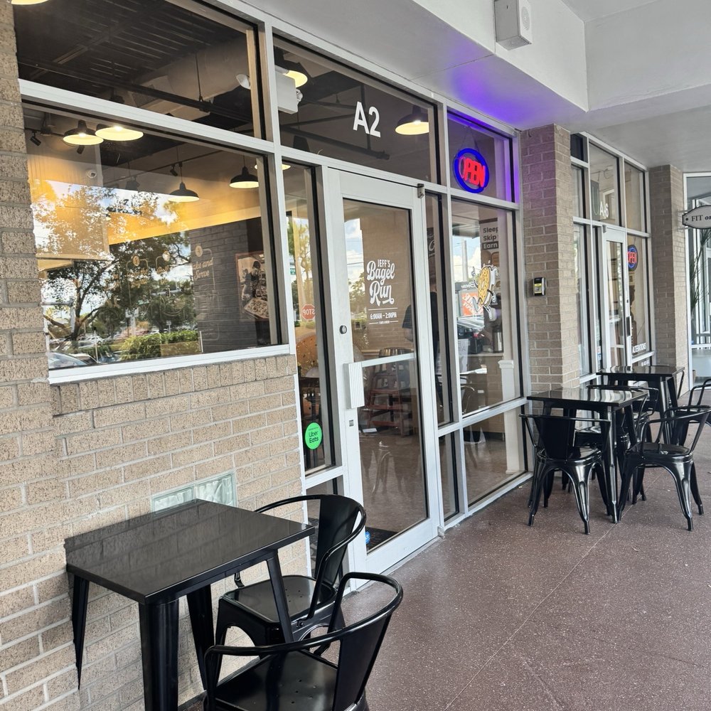 Jeff's Bagel Run - Outside seating area - Bagels Near Me - Boca Raton, Florida Jeff's Bagel Run - Outside seating area - Bagels Near Me - Boca Raton, Florida