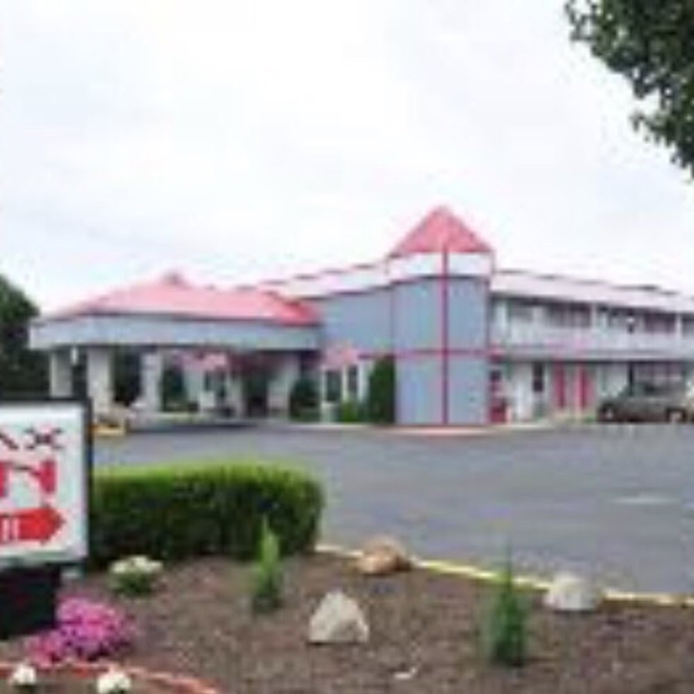 Relax Inn - Hotels Near Me - Marshall, Illinois Relax Inn - Hotels Near Me - Marshall, Illinois