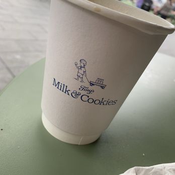 Tiny’s Milk & Cookies - Nice outdoor seating area - Desserts Near Me - Houston, Texas