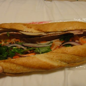Vua - I don't mean to be cruel, but this was just a terrible, terrible tasting approximation of banh mi. - Vietnamese Near Me - Montreal, Quebec