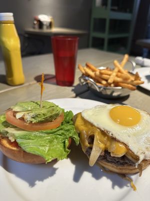 Native Burger by null