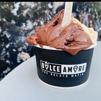 Dolce Amore - Extra Dark Chocolate & Vanilla Bean - Desserts Near Me - Burnaby, British Columbia