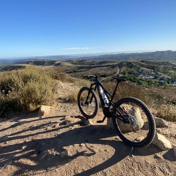 Roy's Cyclery - Specialized Levo Expert Carbon - Bikes Near Me - Upland, California Roy's Cyclery - Specialized Levo Expert Carbon - Bikes Near Me - Upland, California