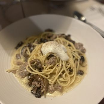 OLIVIA - Spaghetti cacio e pepe - Italian Near Me - Tampa, Florida OLIVIA - Spaghetti cacio e pepe - Italian Near Me - Tampa, Florida