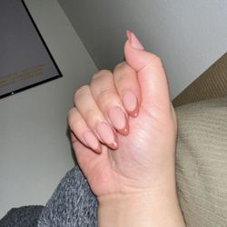 Lily Nails & Spa - Brown frenchies
