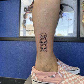 Sapphire Tattoo Studio - Skull Day the the kiddos! - Tattoo Near Me - Las Vegas, Nevada Sapphire Tattoo Studio - Skull Day the the kiddos! - Tattoo Near Me - Las Vegas, Nevada