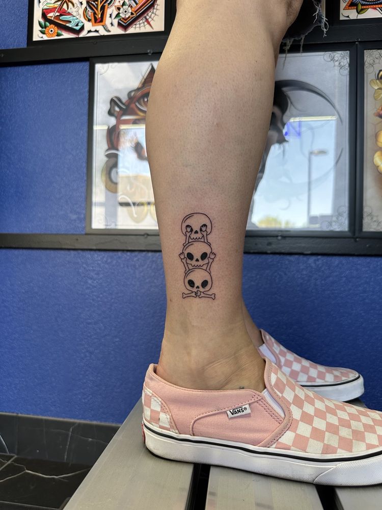 Sapphire Tattoo Studio Logo