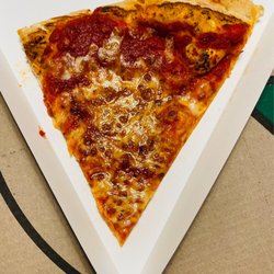 Hungry As a Wolf - Kids pizza slice
