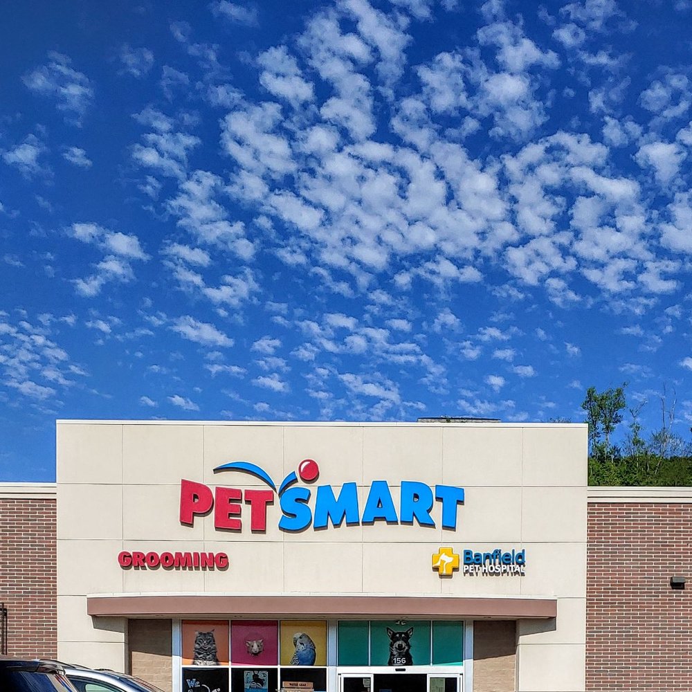 PetSmart - Front - Pet Stores Near Me - Newport, Kentucky PetSmart - Front - Pet Stores Near Me - Newport, Kentucky
