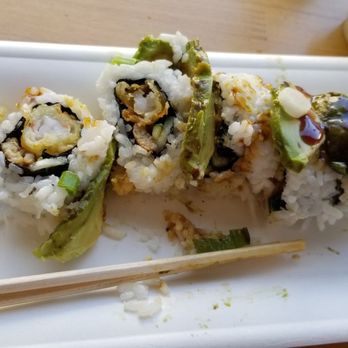 NDMK Fish House - Rattlesnake roll - tiny, quarter size slice of eel. Mostly just a tempura shrimp roll with avocado on top - Sushi Bars Near Me - Avalon, California NDMK Fish House - Rattlesnake roll - tiny, quarter size slice of eel. Mostly just a tempura shrimp roll with avocado on top - Sushi Bars Near Me - Avalon, California
