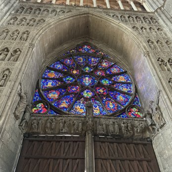 Paris Champagne Tour - Reims Cathedral - Wine Tours Near Me - Meudon, 92