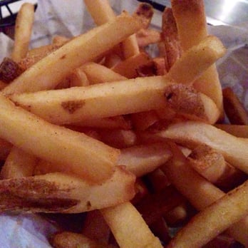 Hennessey's Tavern - Hennessey's Fries - Irish Pub Near Me - Manhattan Beach, California