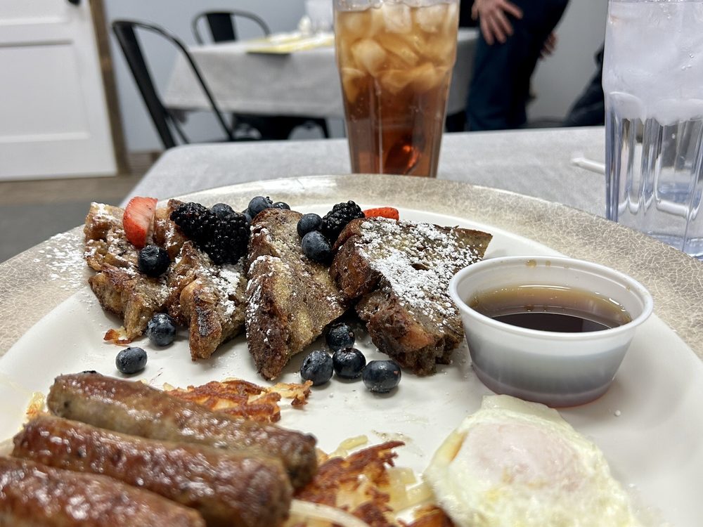 BLUEBERRY CAFE 253 Photos & 277 Reviews 72 Bellbrook Plz, Bellbrook