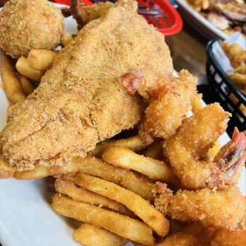 Boudreaux's Cajun Kitchen - Cajun/Creole Near Me - Houston, Texas