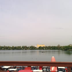 Beach Café - Blick von der Terrasse über den Baggersee