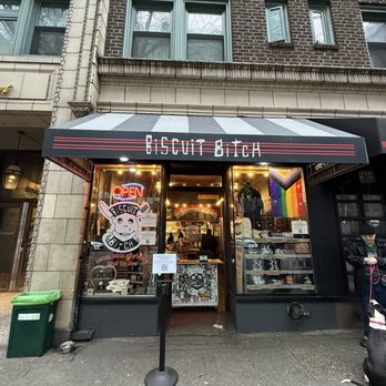 Biscuit Bitch - Breakfast & Brunch Near Me - Seattle, Washington Biscuit Bitch - Breakfast & Brunch Near Me - Seattle, Washington
