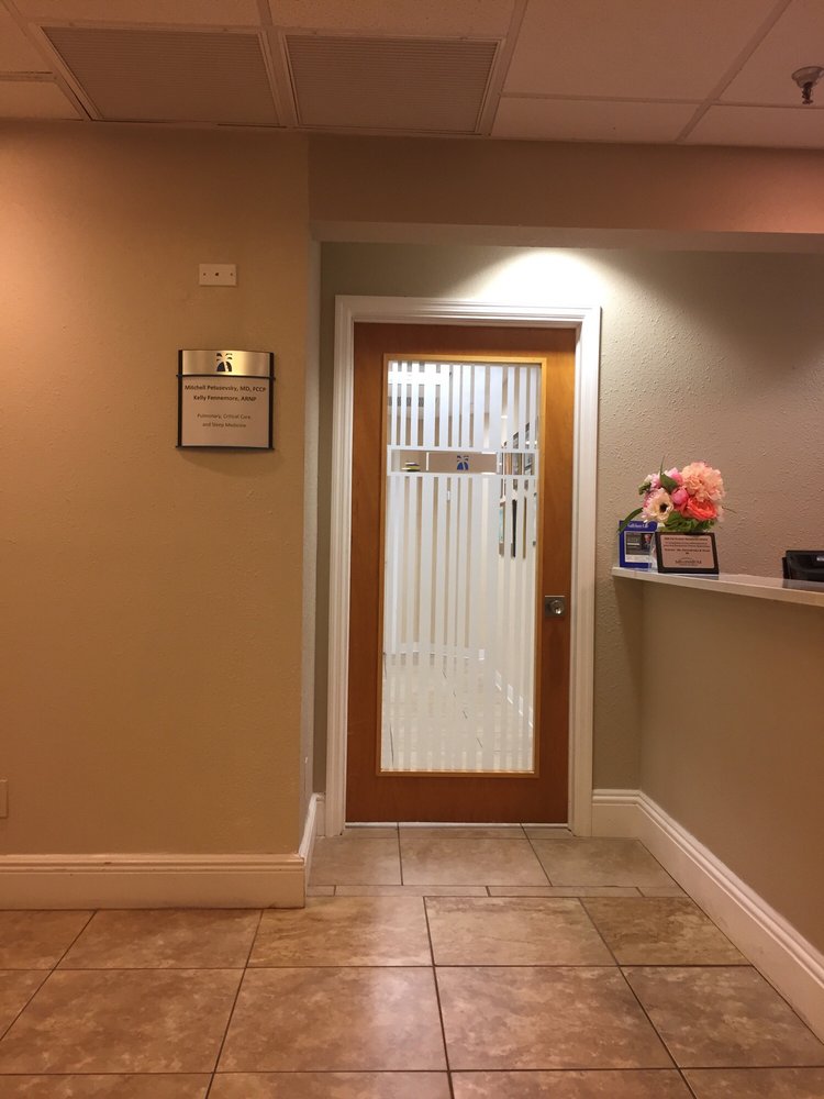 Petusevsky Mitchell L MD Fccp - sleep specialist in Naples, FL