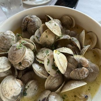 Parkers' Lighthouse - Seafood Near Me - Long Beach, California