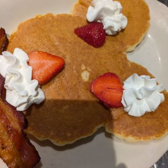 George's Family Restaurant - Mickey mouse pancakes - American Near Me - Oak Park, Illinois
