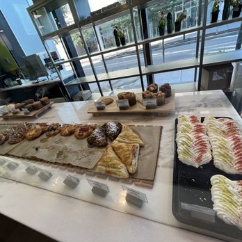 Saveurs du Monde Cafe - Westedge - Coffee & Tea Near Me - Charleston, South Carolina
