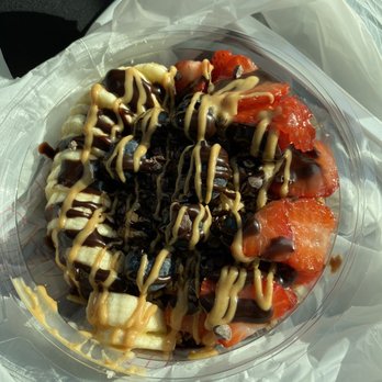 New World Cafe - PB & Chocolate bowl - Coffee & Tea Near Me - Raleigh, North Carolina