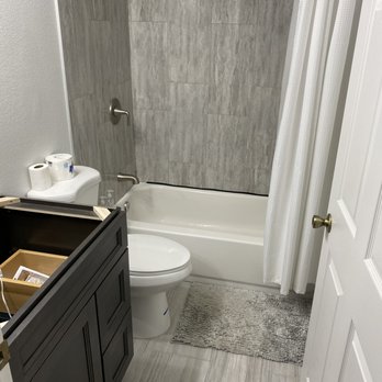 Kabinet King USA - undefined - Countertop Installation Near Me - Queens Village, New York