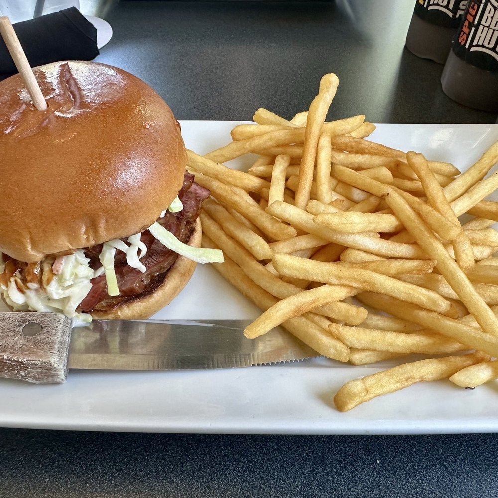Grill On The Green - Tri tip sandwich Soutgern style (coleslaw) with a side of shoestring fries - Burgers Near Me - Simi Valley, California Grill On The Green - Tri tip sandwich Soutgern style (coleslaw) with a side of shoestring fries - Burgers Near Me - Simi Valley, California