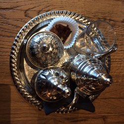 Vjeu Djeu - Verse muntthee, ongelooflijk mooi geserveerd