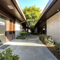 Peninsula Oral Surgery - Office Front