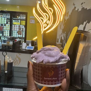 Saffron And Rose - Taro & Ube - Ice Cream & Frozen Yogurt Near Me - Del Mar, California Saffron And Rose - Taro & Ube - Ice Cream & Frozen Yogurt Near Me - Del Mar, California
