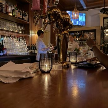 Le Colonial - Vietnamese Near Me - Chicago, Illinois